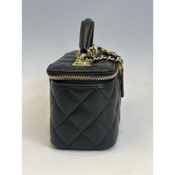 Chanel Women Pre-Loved Bag Very Good Condition - Picture 5 of 7